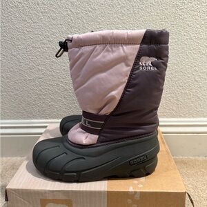 Sorel Kids Boots in Pink and Purple Size 5